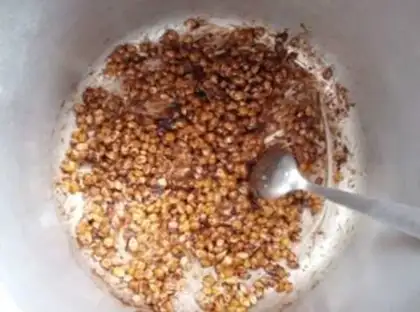 Make popcorn step 6