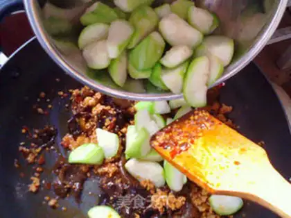 Make Fish-flavored long melon step 15