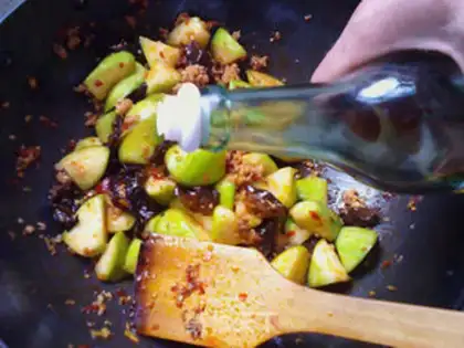 Make Fish-flavored long melon step 17