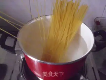 Make pasta with cheese and bacon step 15