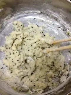 Make soda-free milk salt cookies step 2
