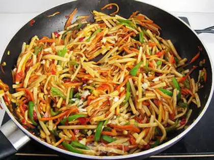 Make Shredded abalone and mushroom with fish flavor step 5