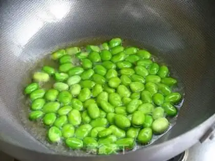 Make egg broad bean step 3