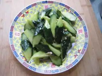 Make Oil splashed cucumber step 4
