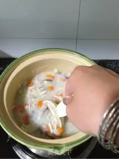 Make Mushroom and chicken porridge step 4