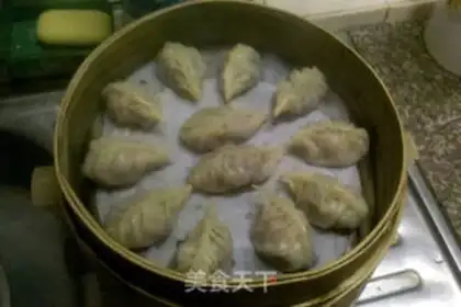 Make Steamed dumplings with mushroom and pork step 6