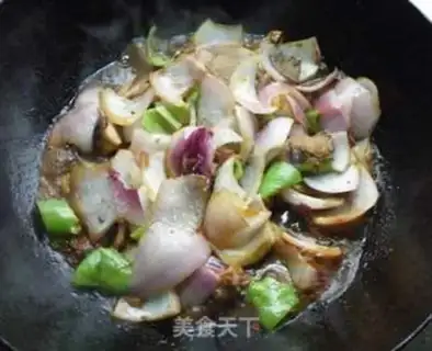 Make stir-fried pork with onions step 7