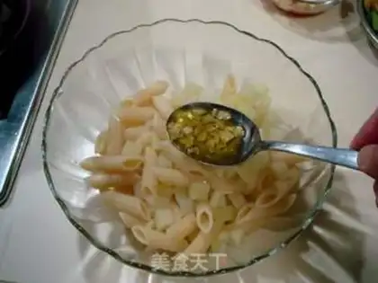Make Seafood, fruit and vegetable pasta salad step 4