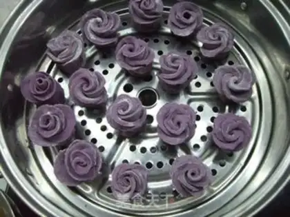 Make Purple sweet potato flower step 8