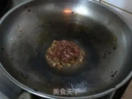 Make Dry stir-fried green beans with minced pork step 11