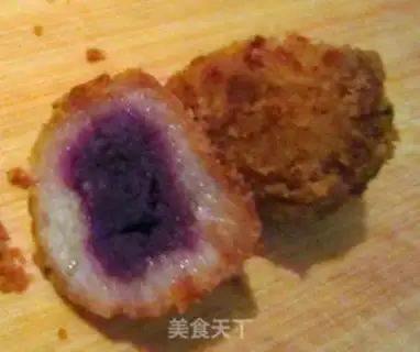 Make glutinous rice purple potato balls step 11