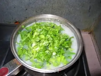Make congee with pork and century step 5