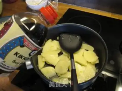 Make Garlic potato chips step 4