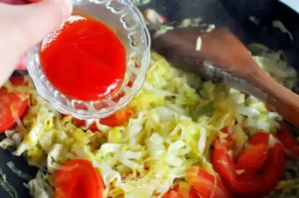 Make Scrambled cabbage with tomato and egg step 8