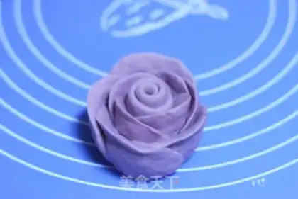 Make Purple Rose Mantou step 3