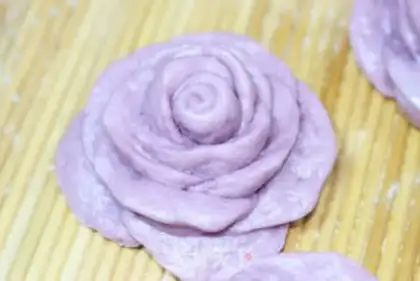 Make Purple Rose Mantou step 5