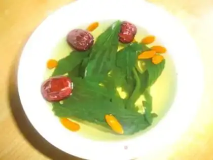 Make Cheqian wolfberry sweet soup step 5