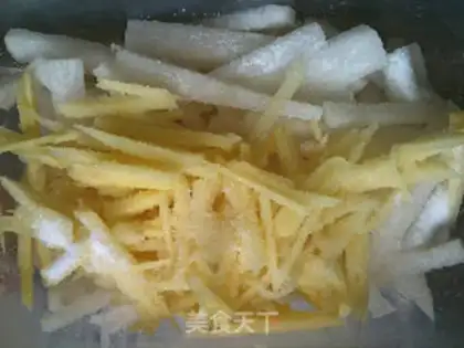 Make Pickled shredded radish with pickled pepper step 5