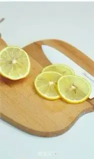 Make lemonade step 1