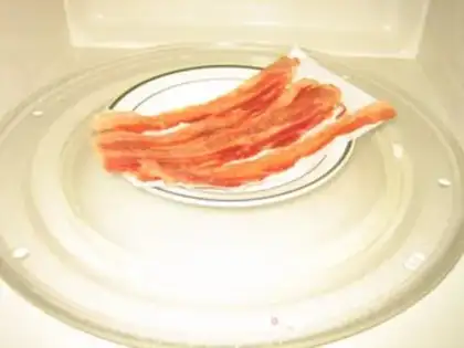 Make turkey bacon sandwich step 2