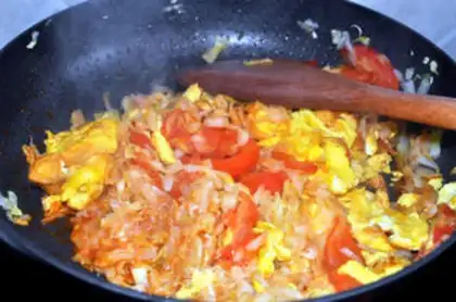 Make Scrambled cabbage with tomato and egg step 11