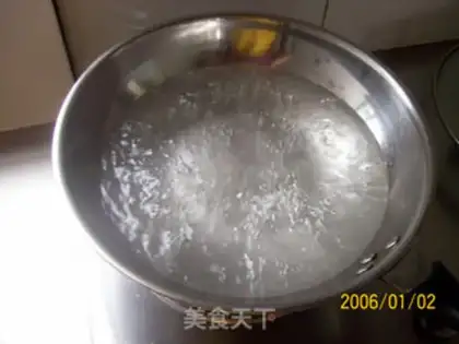 Make Fresh and spicy ray fish casserole with onions and garlic step 4
