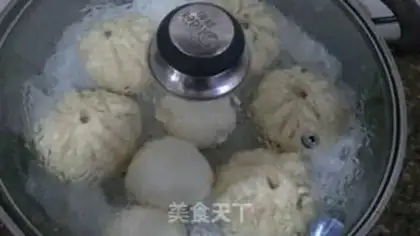 Make Pickled pork steamed buns step 14