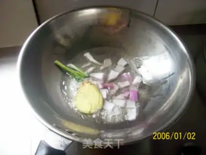 Make Fresh and spicy ray fish casserole with onions and garlic step 7