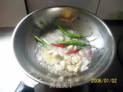 Make Fresh and spicy ray fish casserole with onions and garlic step 8