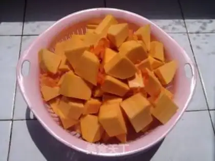 Make Purple potato pumpkin cake step 2