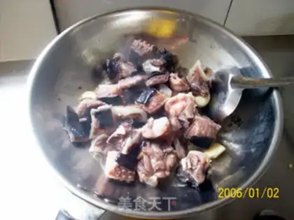 Make Fresh and spicy ray fish casserole with onions and garlic step 9