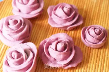 Make Purple Rose Mantou step 23