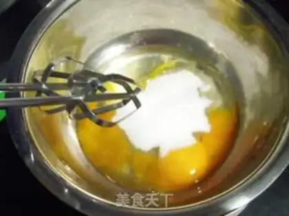 Make sponge cake step 3