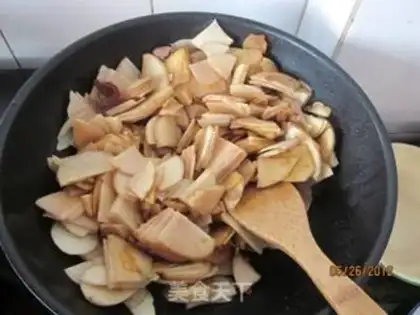 Make Potato chips with abalone sauce step 5