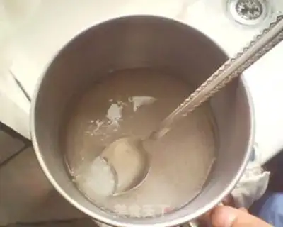 Make Homemade old yogurt step 2