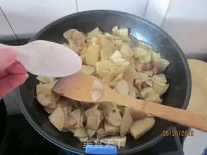 Make Potato chips with abalone sauce step 9