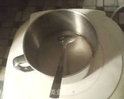 Make Homemade old yogurt step 3