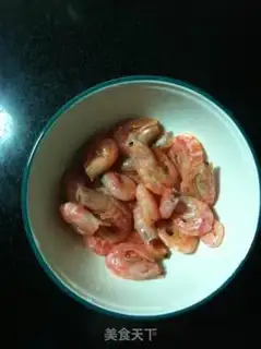 Make stir-fried shrimp on bean paste with zucchini step 2