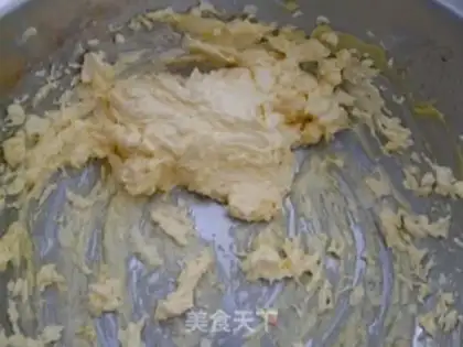 Make pineapple cake step 1