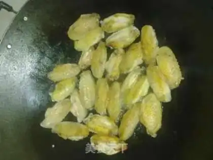 Make Wind-sugar chicken wings step 0