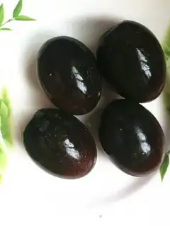Make Chop pepper mixed with preserved egg step 0