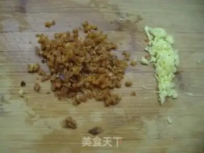 Make Pork and leek three delicacies pie step 3