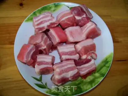 Make Special braised pork step 0