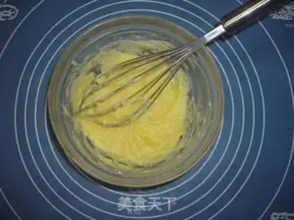Make pineapple bun step 2