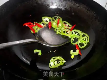 Make Korean spicy cabbage and tofu soup step 3