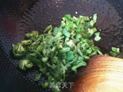 Make Chop pepper mixed with preserved egg step 8