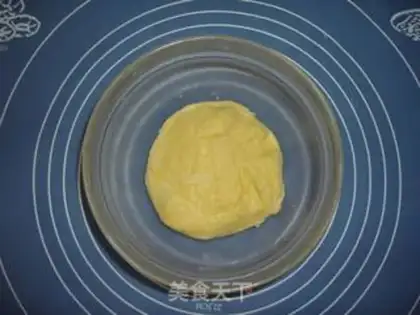 Make pineapple bun step 4