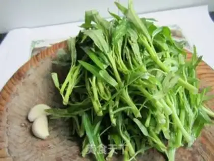 Make stir-fried cabbage step 0