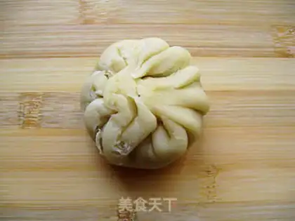 Make lotus cake step 12