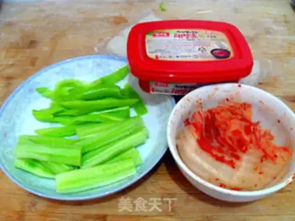 Make Korean spicy roasted rice cake step 0